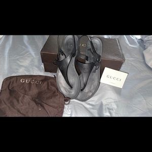 Gucci Black rubber sandals
